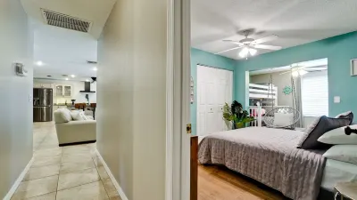 Barefoot Bungalow, Heated Pool & Spa, Game Room Foosball Hotels near West Gate