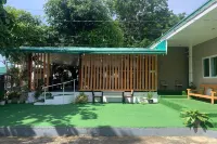 Green Dale’s Travellers Inn Puerto Princesa - สวนน้ำ