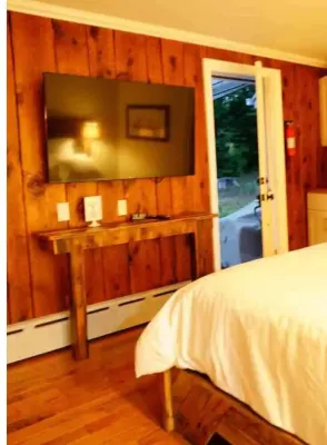 Pocono dreams Hotels near Camelback Mountain Adventures