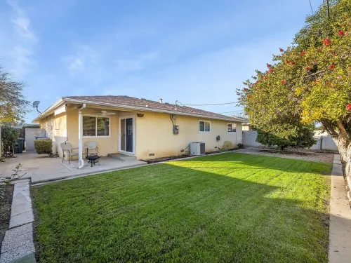 Clovis House with Foosball, 2-Car Garage!