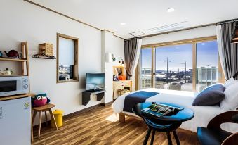 Seogwipo J Cube Pension