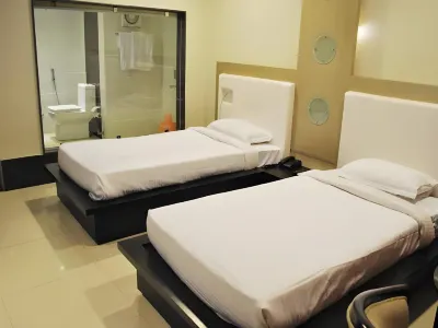 The Sapphire Grand Hotels in Varanasi