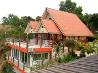 คลองทรายฮิลล์ รีสอร์ท - รีสอร์ท
