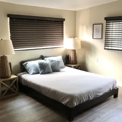 Cozy Suite fully furnished with Kitchen and indoor laundry Hotels near Upland Station