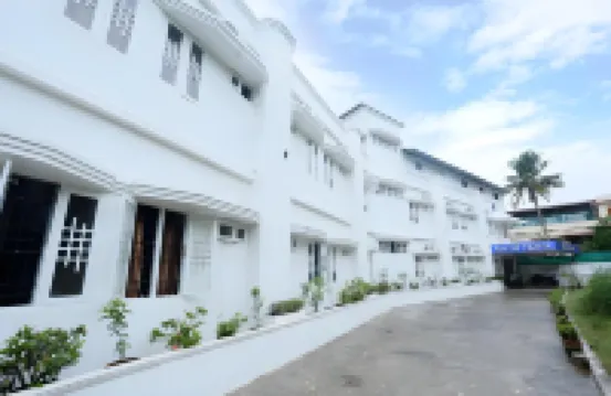 Ascot Hotel