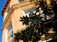 Dorian House Boutique B&B - Free Parking!