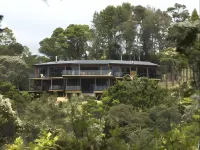 The Sanctuary at Bay of Islands Hotels in Opua