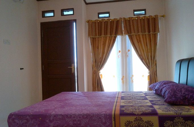 Charlie Homestay Pulau Tidung
