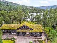 Soltun Hotels near Treungen station