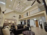 New listing! Hanson House- 9 bed 7.5 bath Sleeps 35. 1/2 Acre Grass Yard