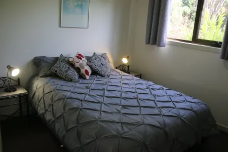 ALTONA GARDEN RETREAT Отели рядом с достопримечательностью «Devonport Regional Gallery»