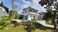 The Kynon Villa Lembang Hôtels à : Pasirhalang