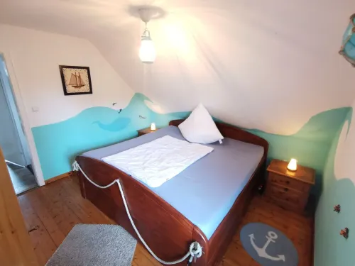 Apartment for 4 persons with a small lake view