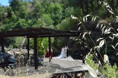 Creekside Mountain Home with private waterfall & farm near Lassen Burney Shasta