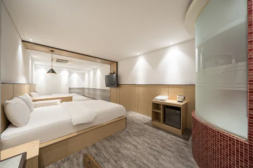 Hotel Top Daegu - Motels