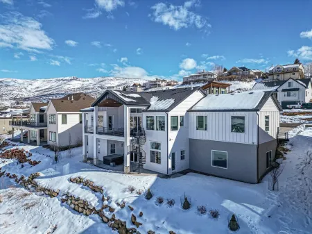 Mountains and Horses and Deer, Oh My!