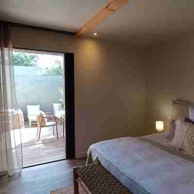 Les Suites Du Maquis Rooms