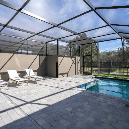 Modern 4BR Retreat Mickey Harry Potter Rooms
