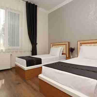 Perazre Hotel Rooms