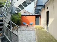 Le Patio de Loiseau Hotels in Le Mans