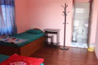 Goldenbirds Homestay - Bed and Breakfasts