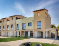 Luxuriose Ferienwohnung am Stormthaler See Hotels near Wohnmobilhafen Lagovida