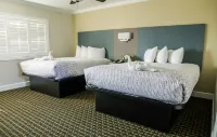 Sea Breeze Inn - San Simeon - Parkplatz