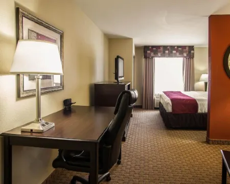 Comfort Suites Bloomington I-55 and I-74 Hotels in McLean County