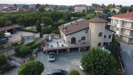 B&B Torre in Langa Отели в г. Belvedere Langhe