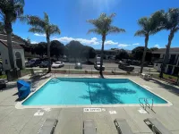 Motel 6 Lompoc, CA - Pools