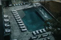 Hotel Legends - Pools