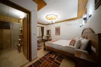 Pashahan Hotel - Airport Shuttle