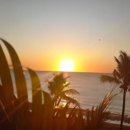 Smugglers Cove Beach Resort & Hotel