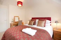 Dbs Serviced Apartments - the Twain Hotels in Касл Донингтон