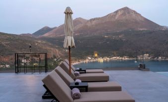 Manifest Boutique Hotel