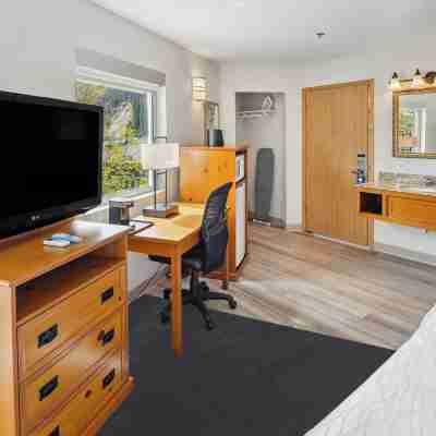 Hotel Edgewater Rooms
