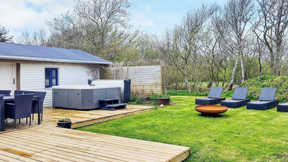 12 Person Holiday Home in Vestervig-by Traum