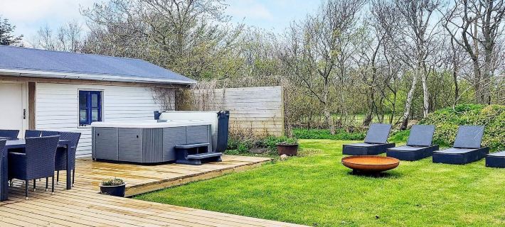 12 Person Holiday Home in Vestervig-by Traum Hotels in Thisted