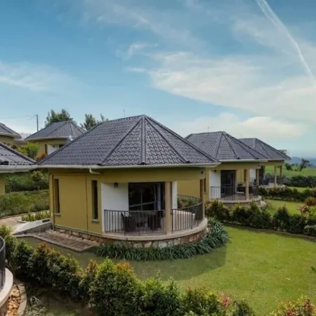 KAIJE COUNTRY COTTAGES