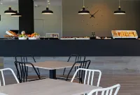 民宿飯店奧維耶多 - 早餐