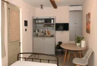 Elida Inn Near ATH Airport