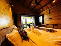 Seclude Eco Cottages - balcony