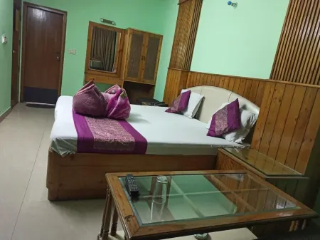 Hotel Delhi Regency