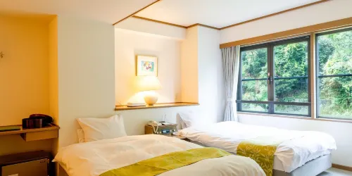 Suizansou Hotels in Toyooka