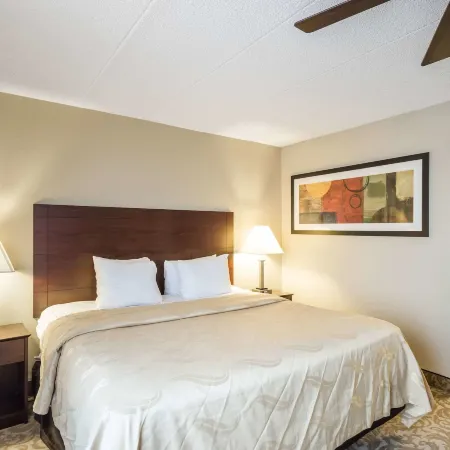 Quality Suites Milwaukee Airport