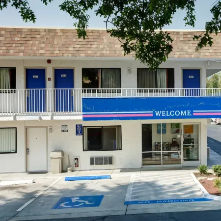 Motel 6 Grants Pass, or