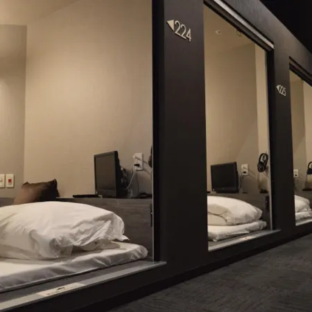 Bizcourt Cabin Susukino - Caters to Men
