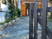 Appartamento Rosa la Cinta Hotels near La Cinta Beach
