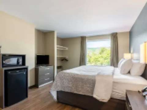 Econo Lodge Dayton North Hotels in Dayton