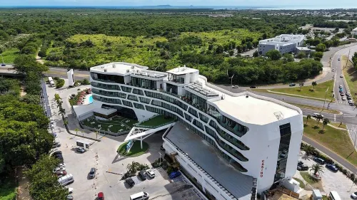 Aloft Ponce Hotel & Casino - balcony